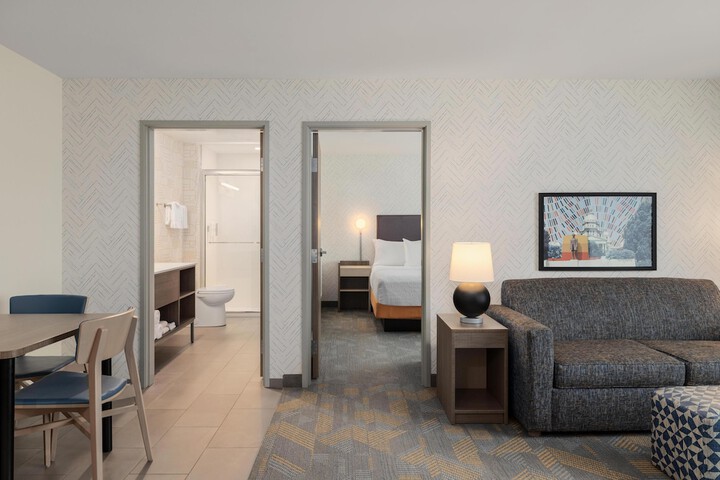 Room 22 of 44