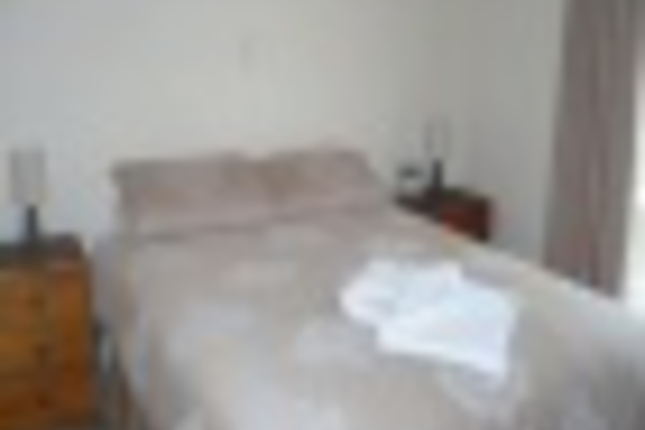Room 3 of 108