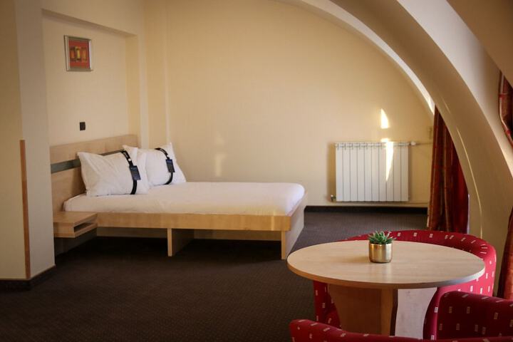 Room 31 of 79