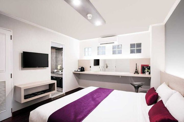 Room 12 of 39