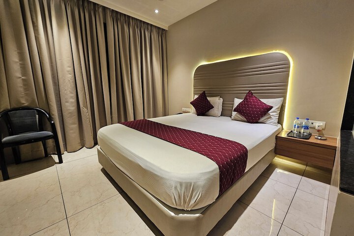 Room 15 of 30