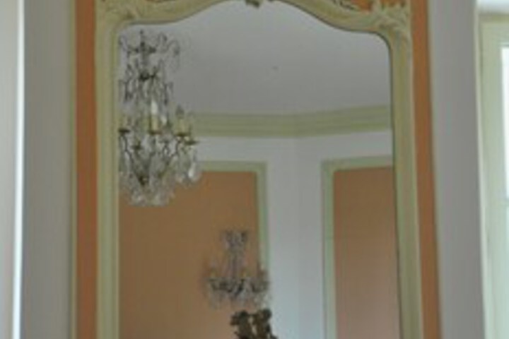 Room 35 of 53