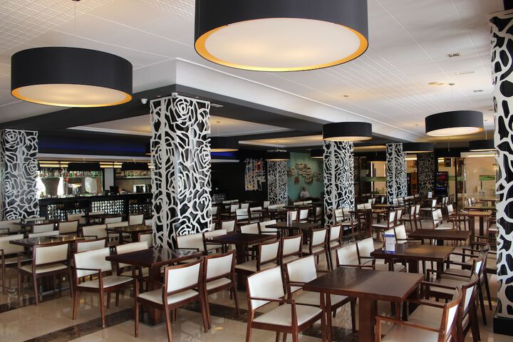 Food court