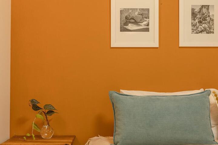Room 49 of 82