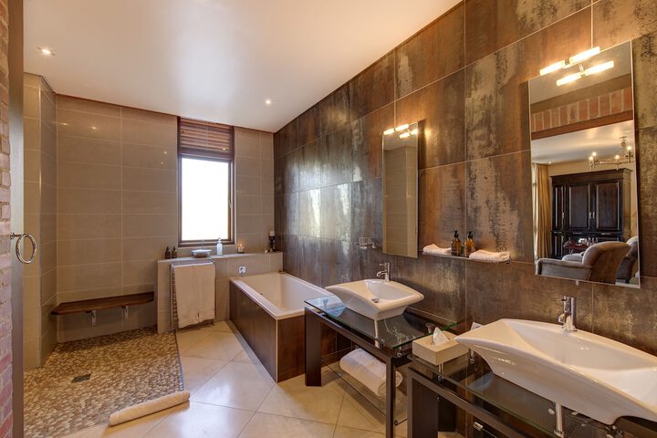 Bath Photo