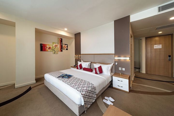Room 16 of 149