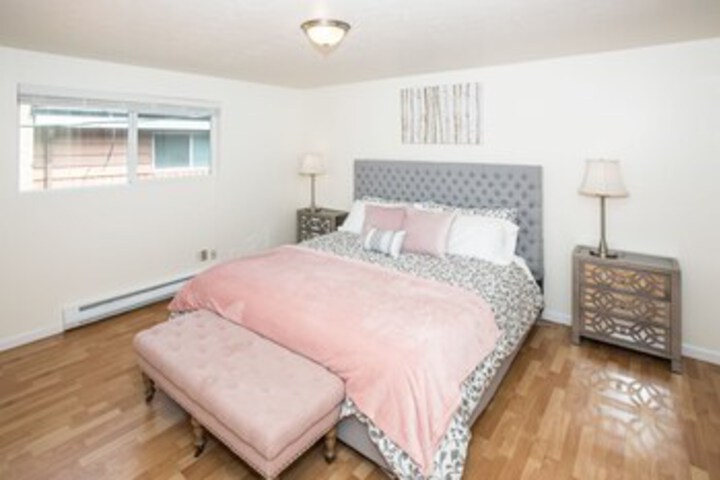 Room 15 of 16
