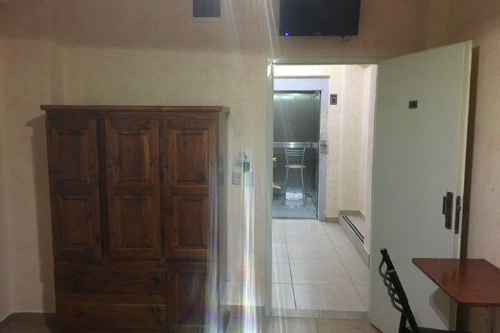 Room 5 of 44
