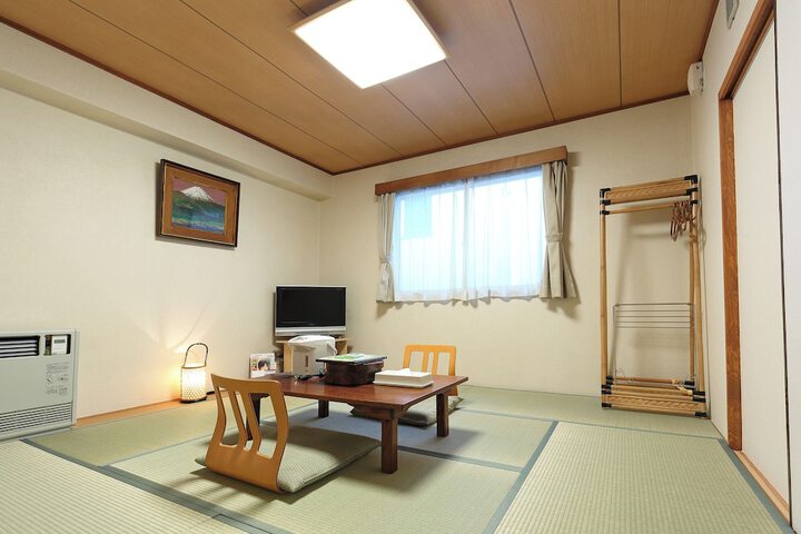 Room 26 of 45