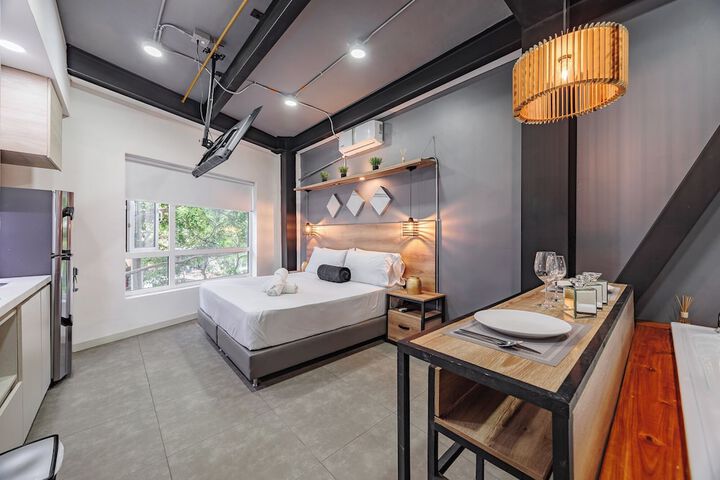 Room 20 of 230