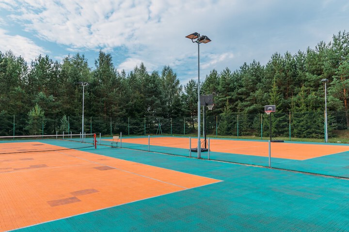 Tennis court