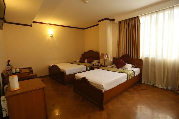 Room 6 of 21