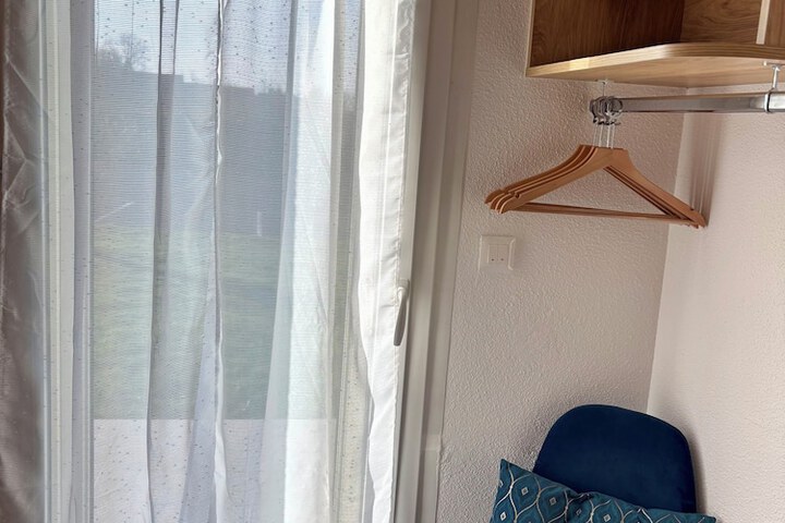 Room 6 of 40