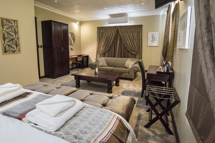 Room 5 of 59