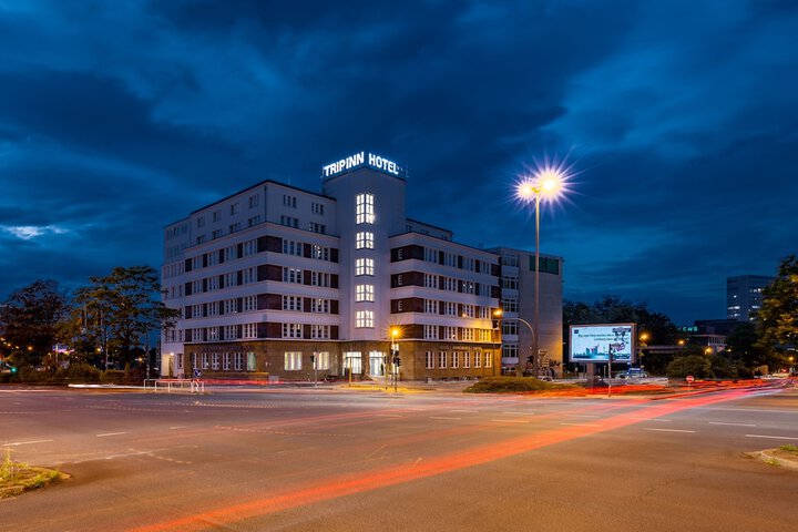 Hotel 42 of 42