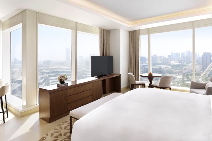 Room 28 of 310