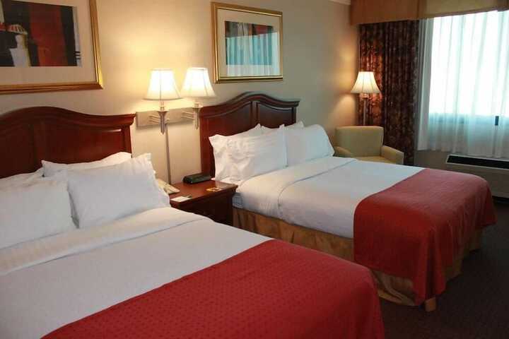 Room 11 of 24