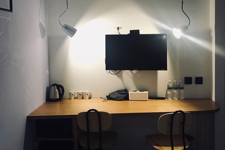 Room 10 of 61