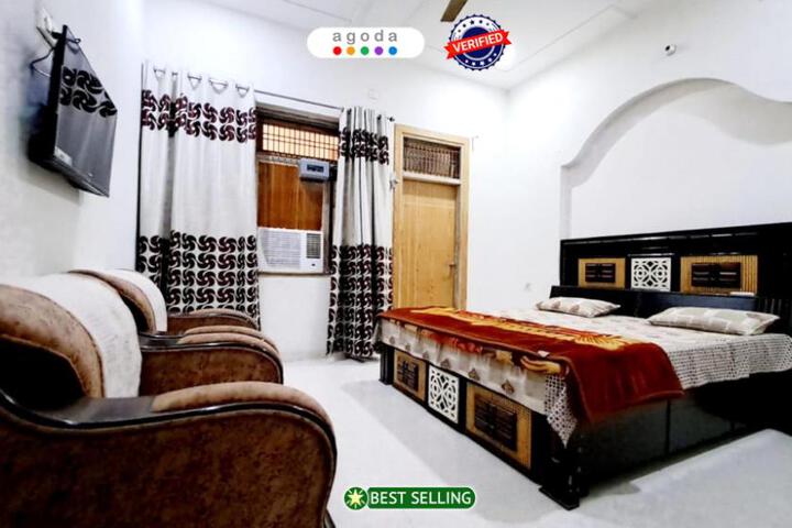 Lord Krishna Home Stay Mathura