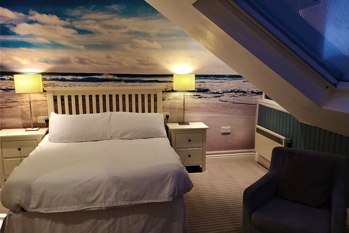 Room 13 of 88