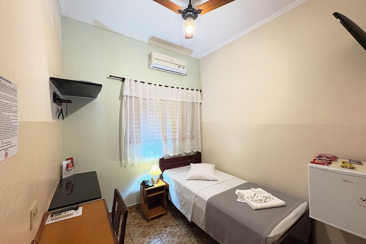 Room 38 of 68
