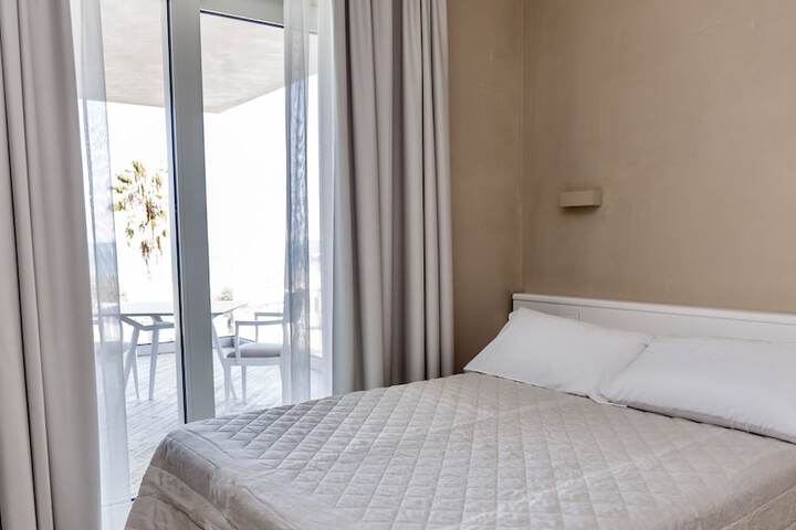 Room 8 of 26