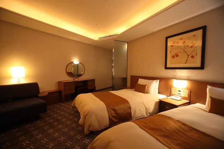 Room 6 of 231