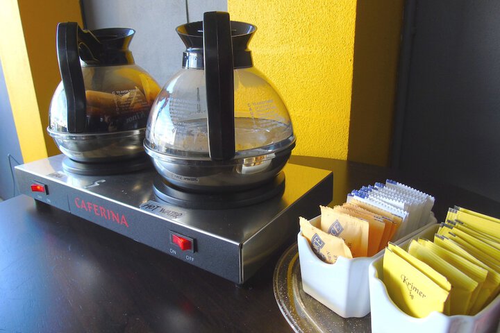 Breakfast/Coffee Service 33 of 47