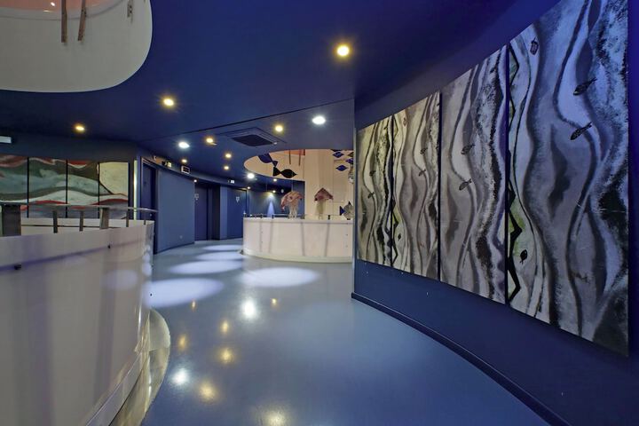 Hotel Interior 8 of 146