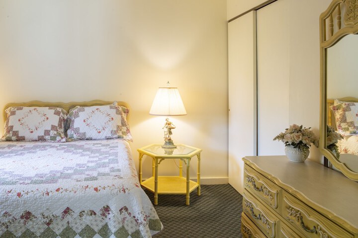 Room 22 of 136