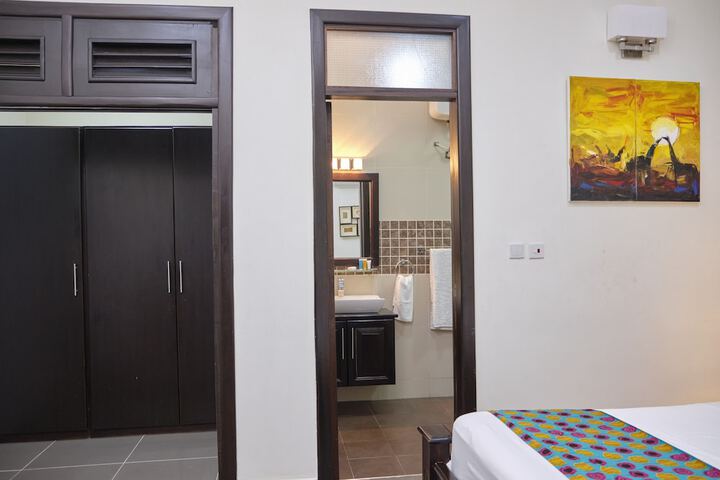 Room 10 of 23