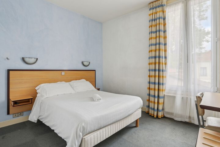 Room 14 of 44