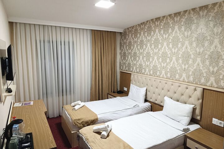 Room 17 of 72