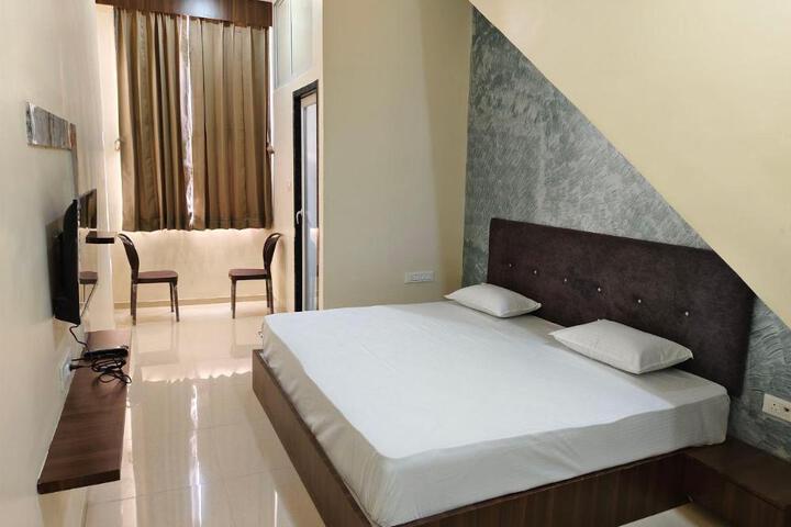 Jawai Rock Hotel
