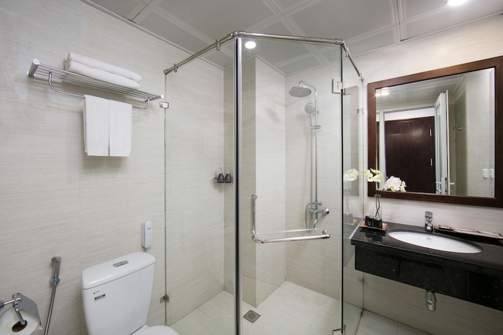 Room 26 of 54