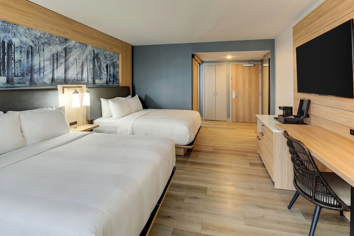 Room 12 of 60