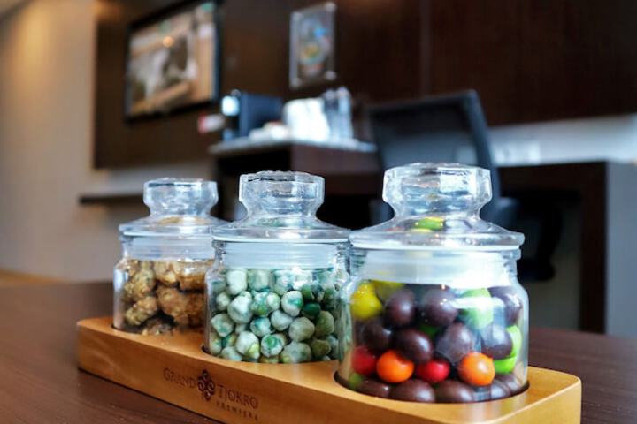 Room amenity