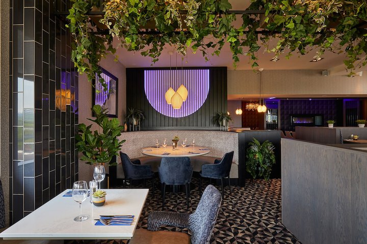 Dining 54 of 67
