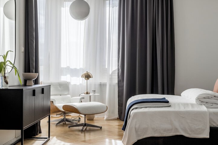 Room 21 of 80