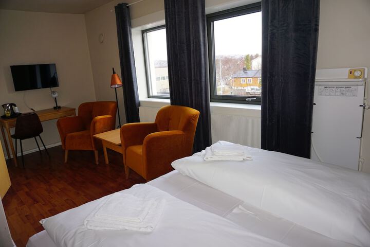 Room 8 of 23