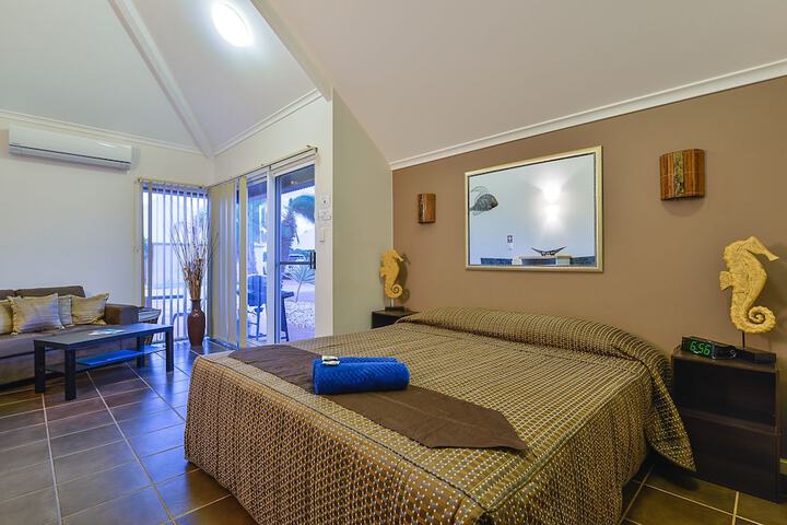 Room 2 of 42