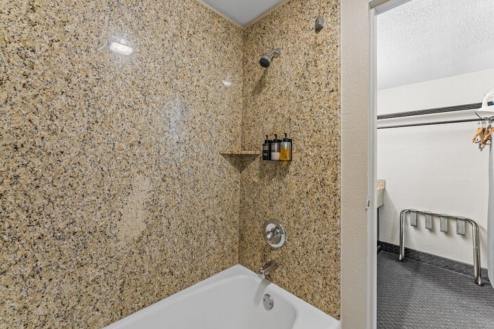 Room 14 of 88