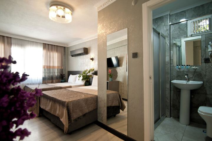 Room 30 of 42