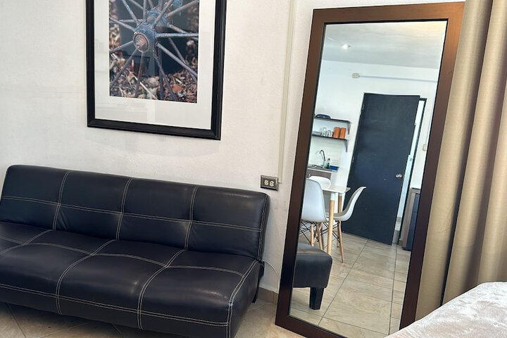 Room 49 of 119