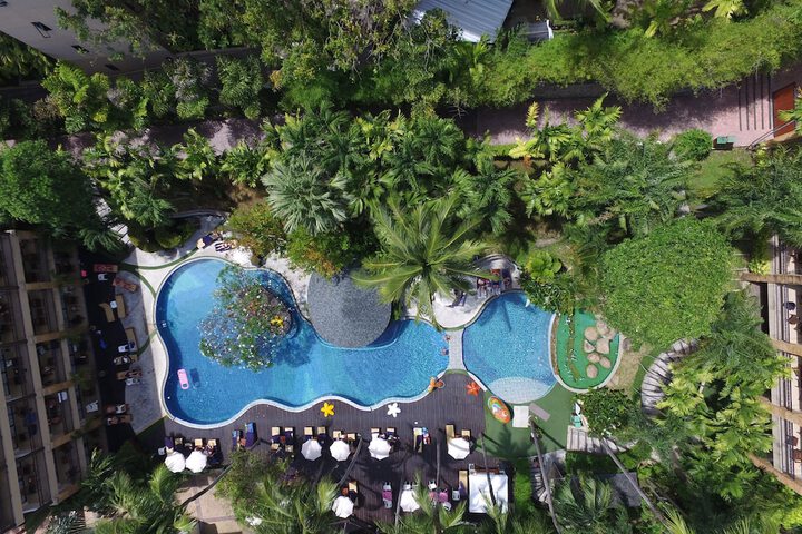 Pool 61 of 91