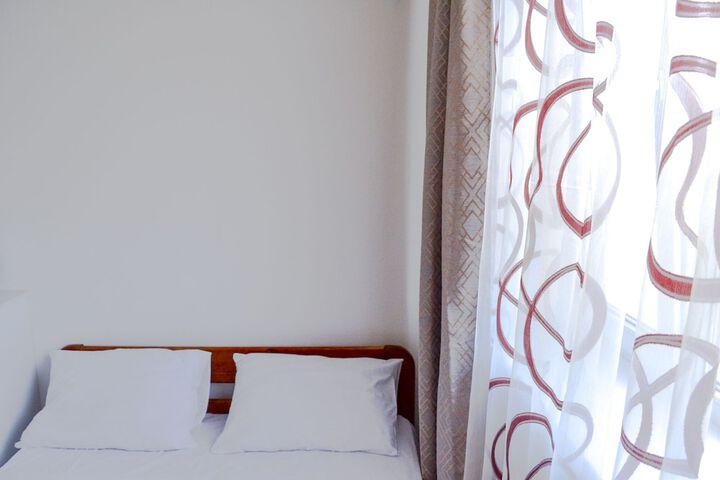 Room 45 of 128