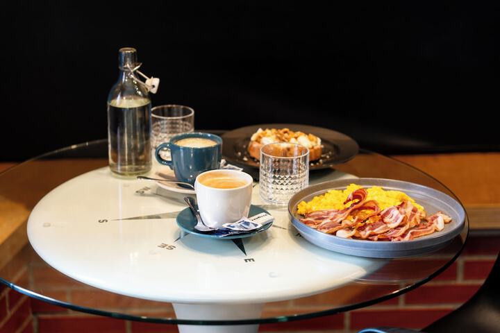 Breakfast/Coffee Service 117 of 134