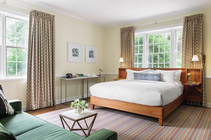 Room 22 of 63