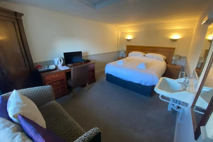 Suite Room