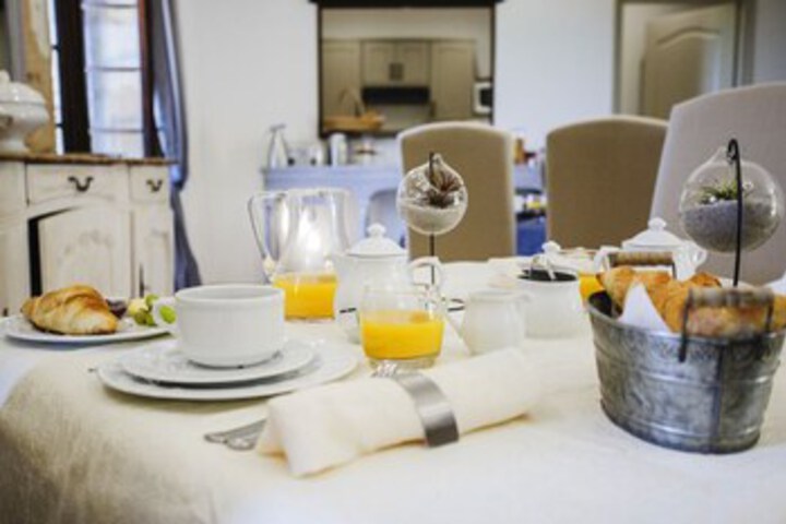 Breakfast/Coffee Service 7 of 50